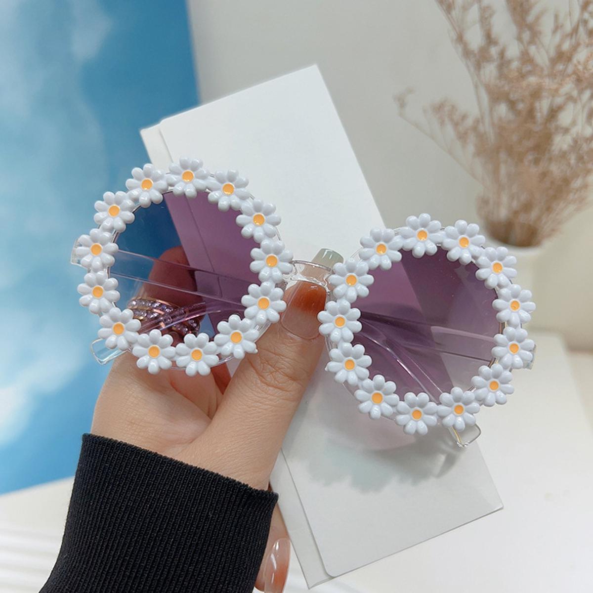 Designer Sunglasses Daisy Round Sunglasses Women's Daisy Shape