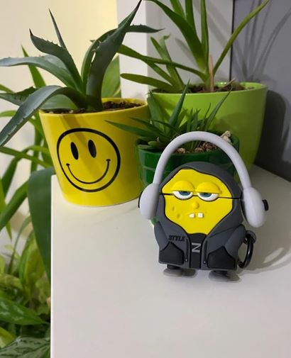 Cute Character 3D Silicone Protective Case Compatible for 𐤠irpods Pro 1 & 2 Case With Hook 𐤠irpods Protective Cover