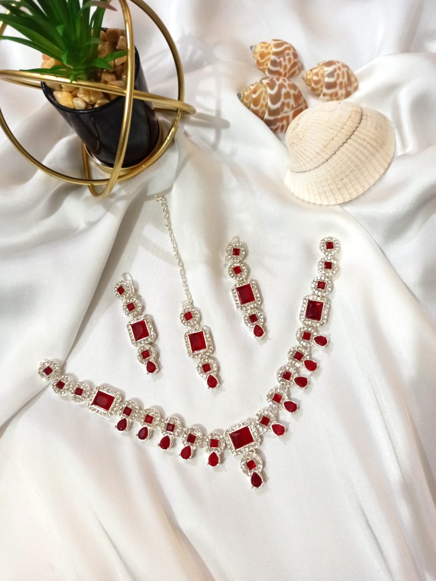 Gorgeous Exquisite Premium Zircon Bridal Jewelry Set | Daraz.pk
