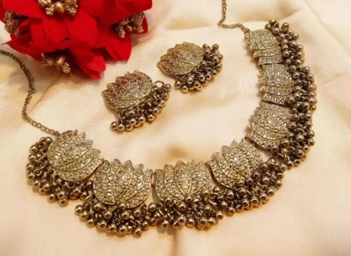 Antique Golden Afghani choker necklace with earrings for women / Fancy pendant chokker f...