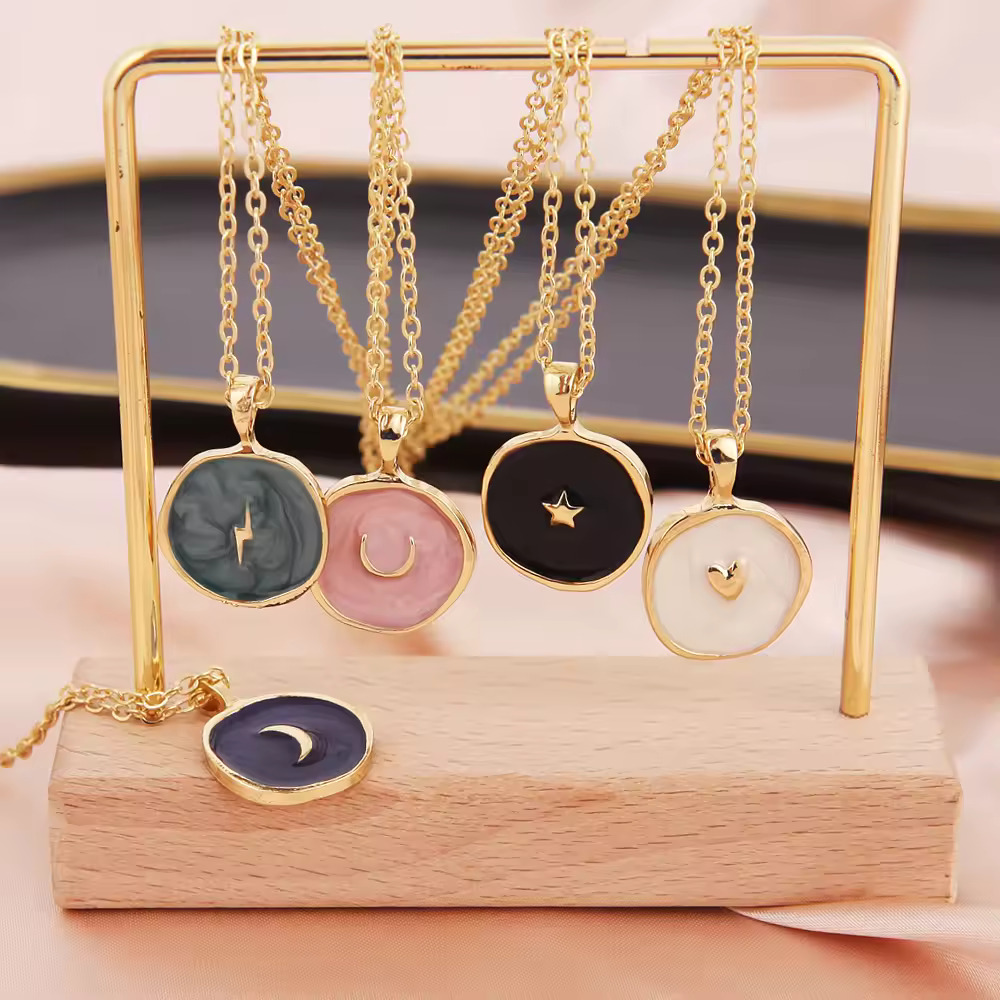 Gold Chain Korean Jewellery Stars Moon Heart Round Enamel Necklace Jewellery For Girls