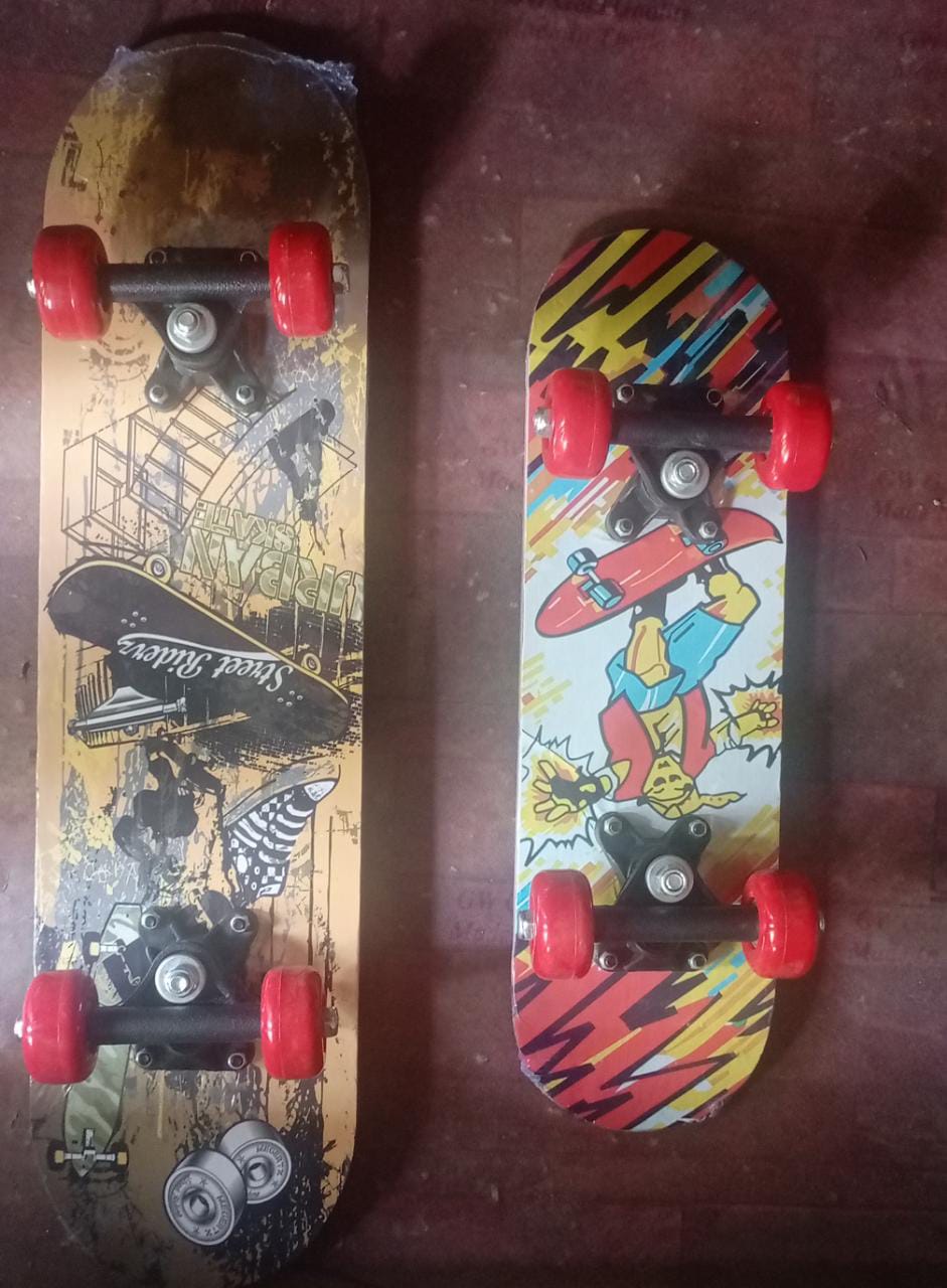 Premium Quality Skate Board small medium 17 inch