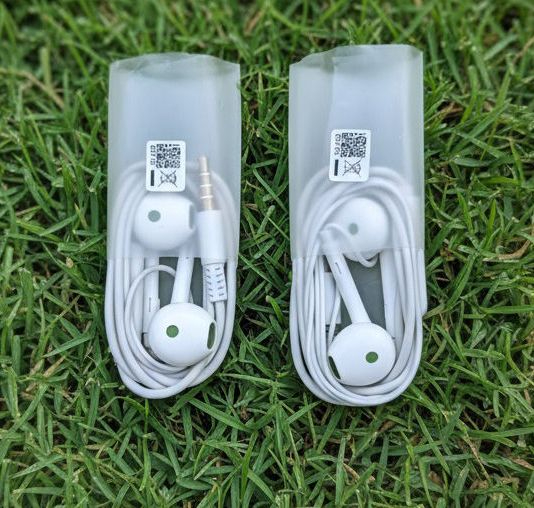 Pack Of 2 OPPO / VIVO Handsfree Good Quality Sound Handfree / Handsfree / Earphone / Headphones/ Headset for All Type of Mobiles & Laptops
