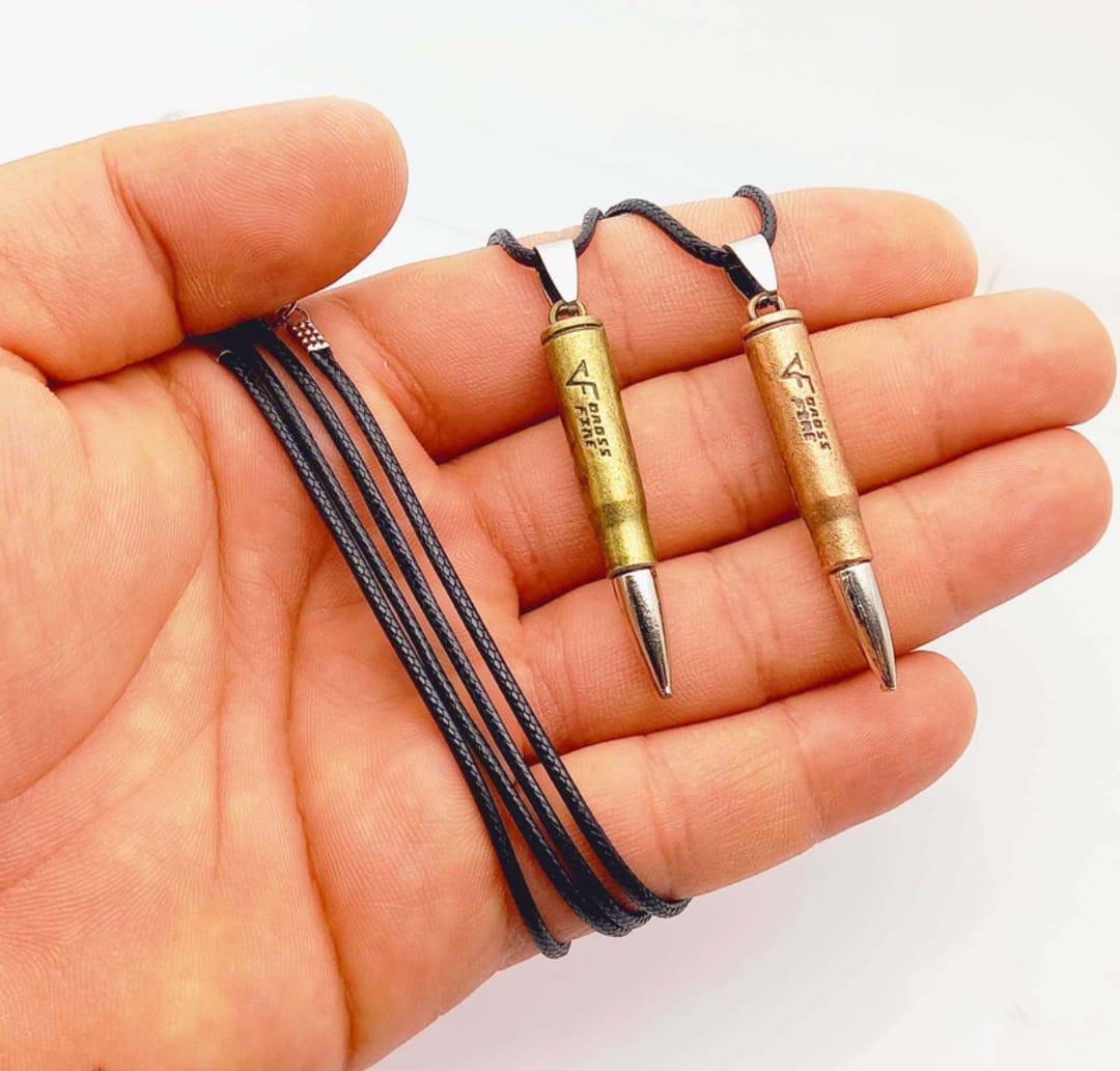 New  Bulte  gun Pandent with Silver /Black Chain For Boys And Girls -Top Quality High Quality Stainless steel Army Bulte Nacklace For Men/Women -Boys And Girls Gift