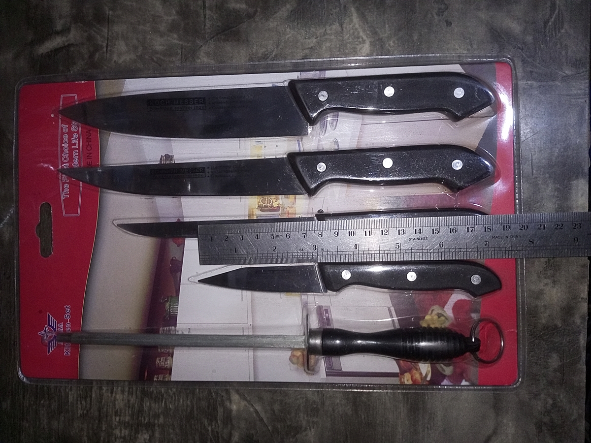 Kitchen Knife Set 4 Stainless Steel Knives + 1 Sharpener