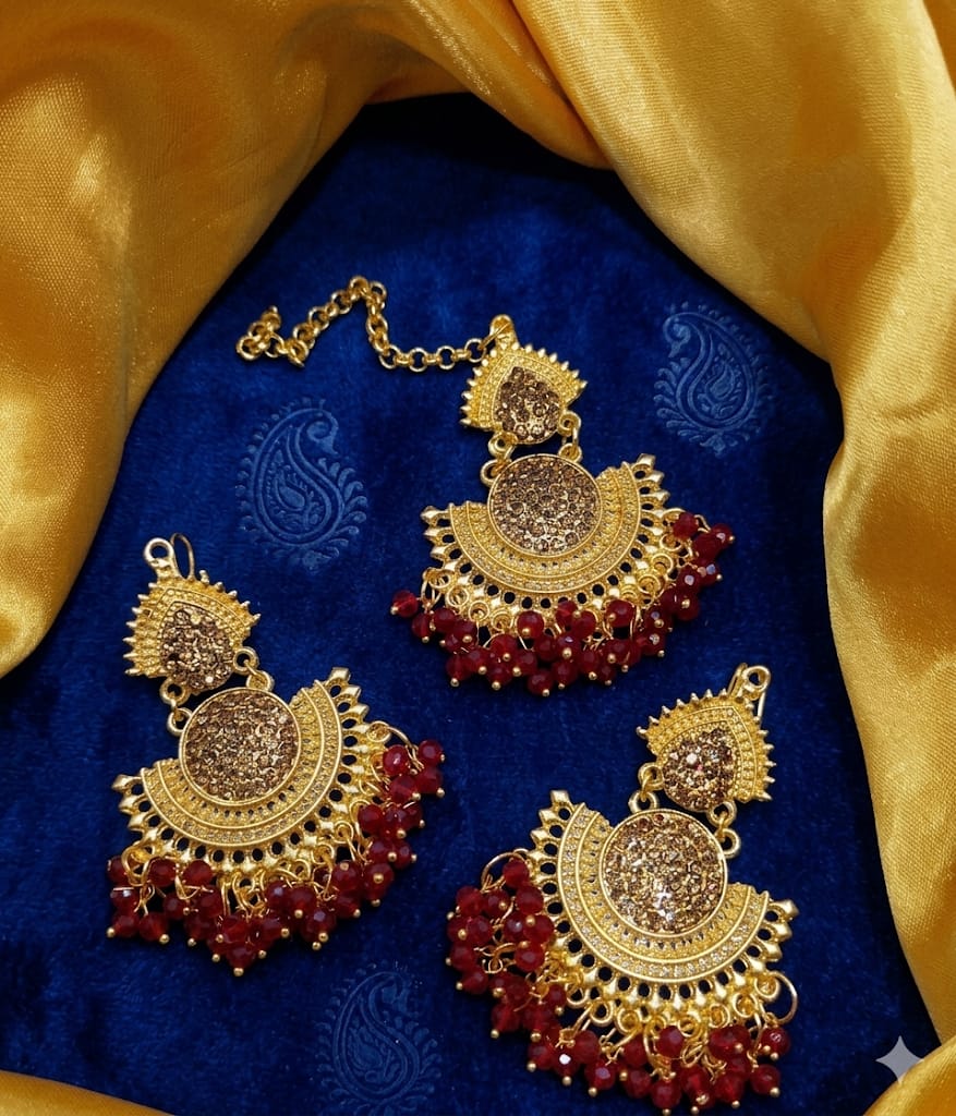 Earing Long Lasting Polish Tika