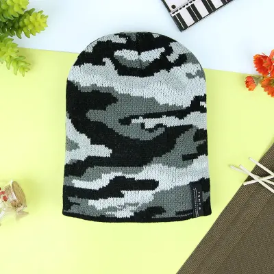 Camo best sale beanie womens