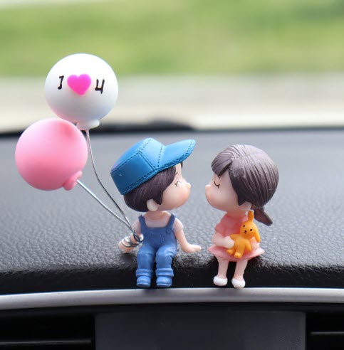 Car Dashboard Decoration Cute Cartoon Couples Action Figure Figurines Ornament Auto Interior Accessories for Girls Gifts