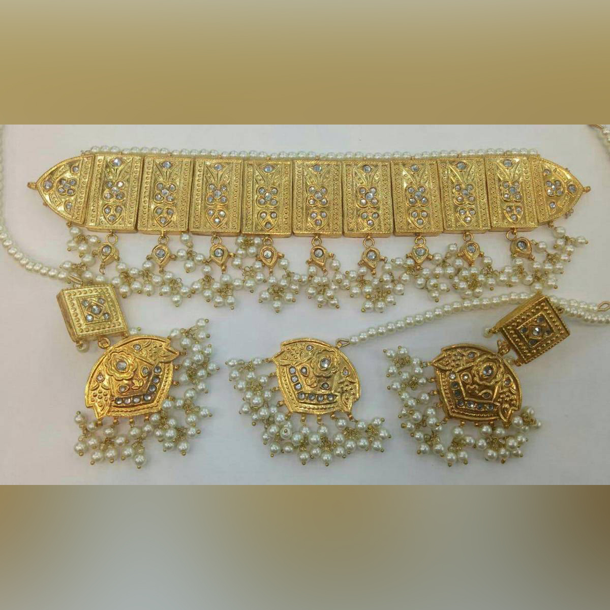 Gold plated hand made kundan set: Buy 