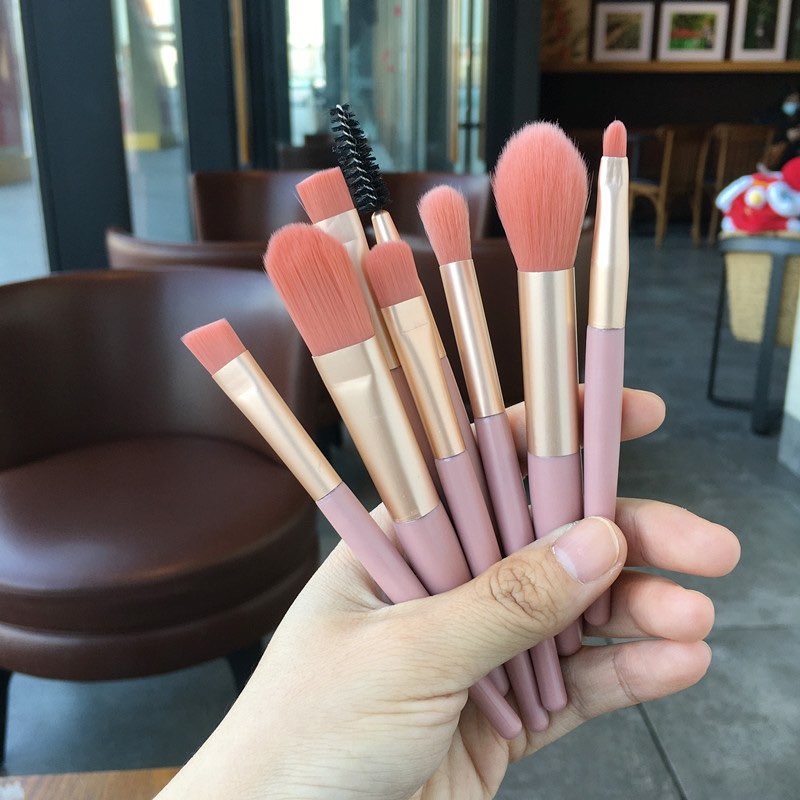 MISS Rose 8 Pcs Makeup Brush Set Random Colors