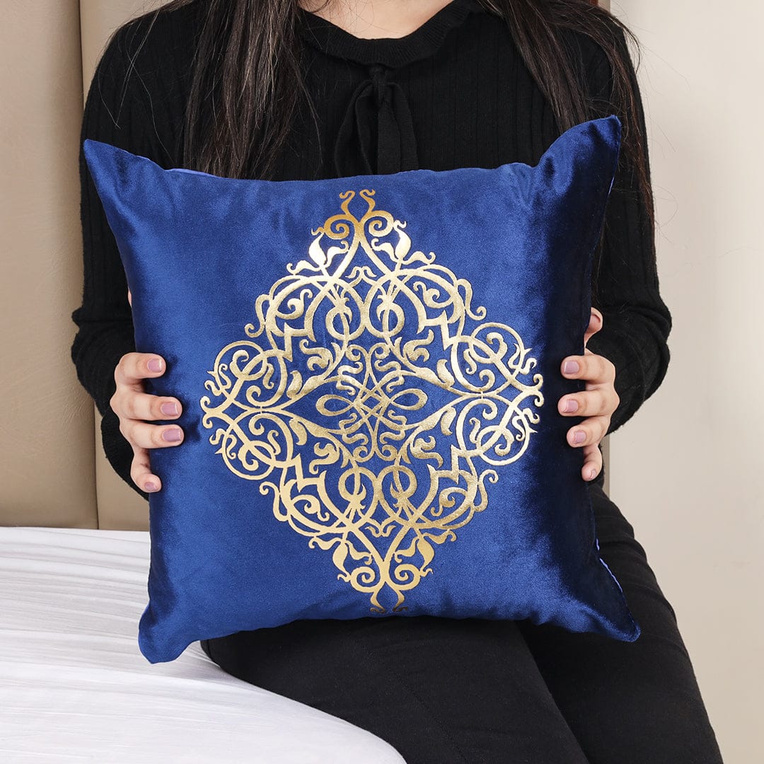 Luxury Motive Laser Velvet Cushion Cover