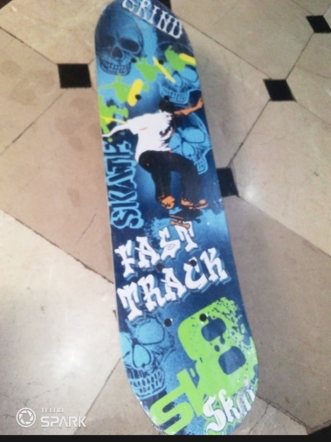 Premium Quality Skateboard for Adult Giants 23 inch