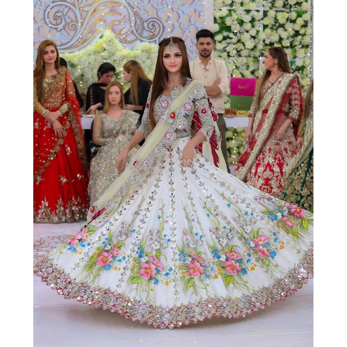 kashif aslam bridal dress price