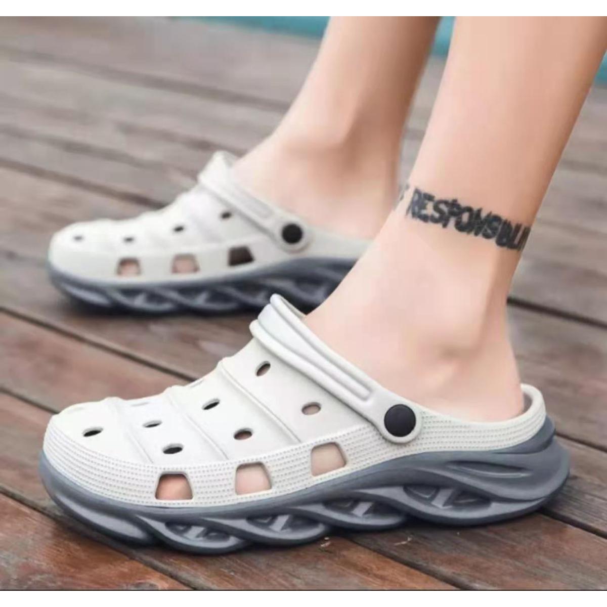 crocs men casual