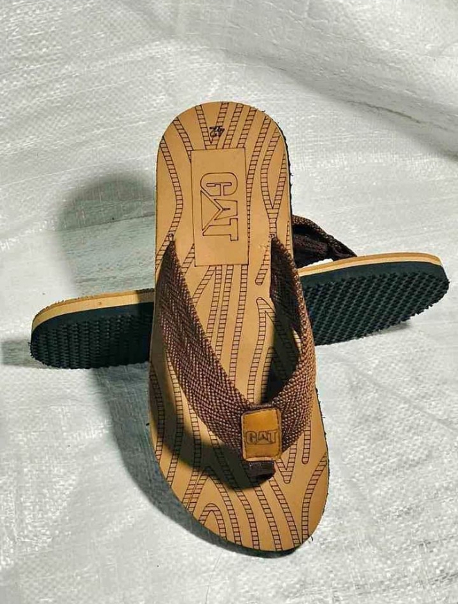 Imported quality slippers for mens  Flip flops for mens  cross slippers for mens