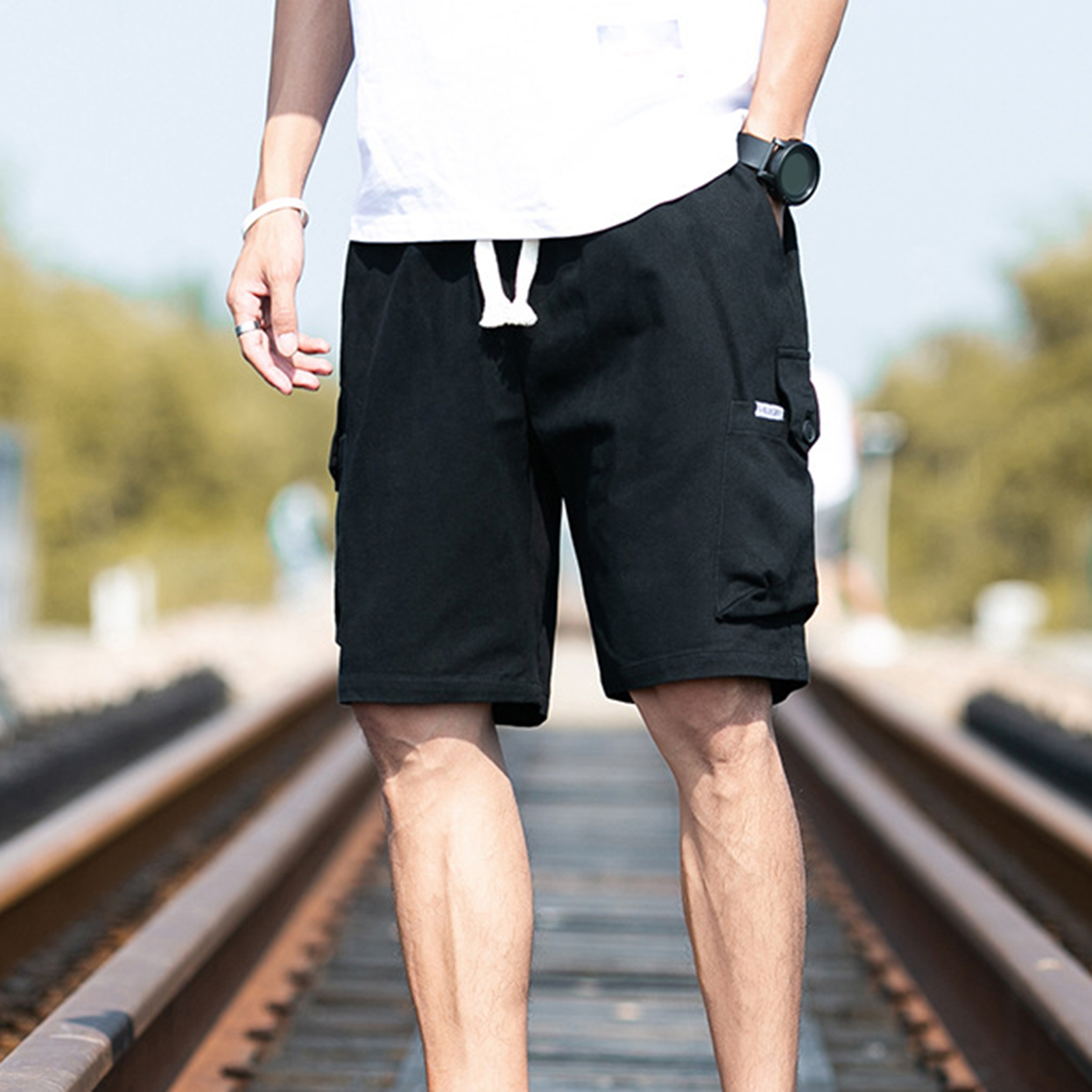 Mid Rise Wide Leg Men Training Shorts 