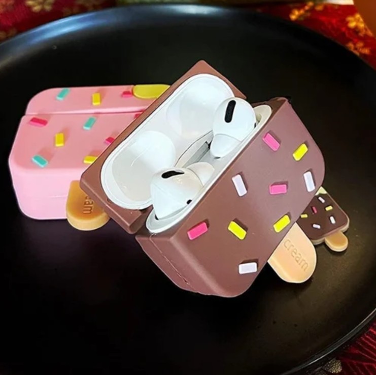Cute Character 3D Silicone Protective Case Compatible for 𐤠irpods Pro 1 & 2 Case With Hook 𐤠irpods Protective Cover