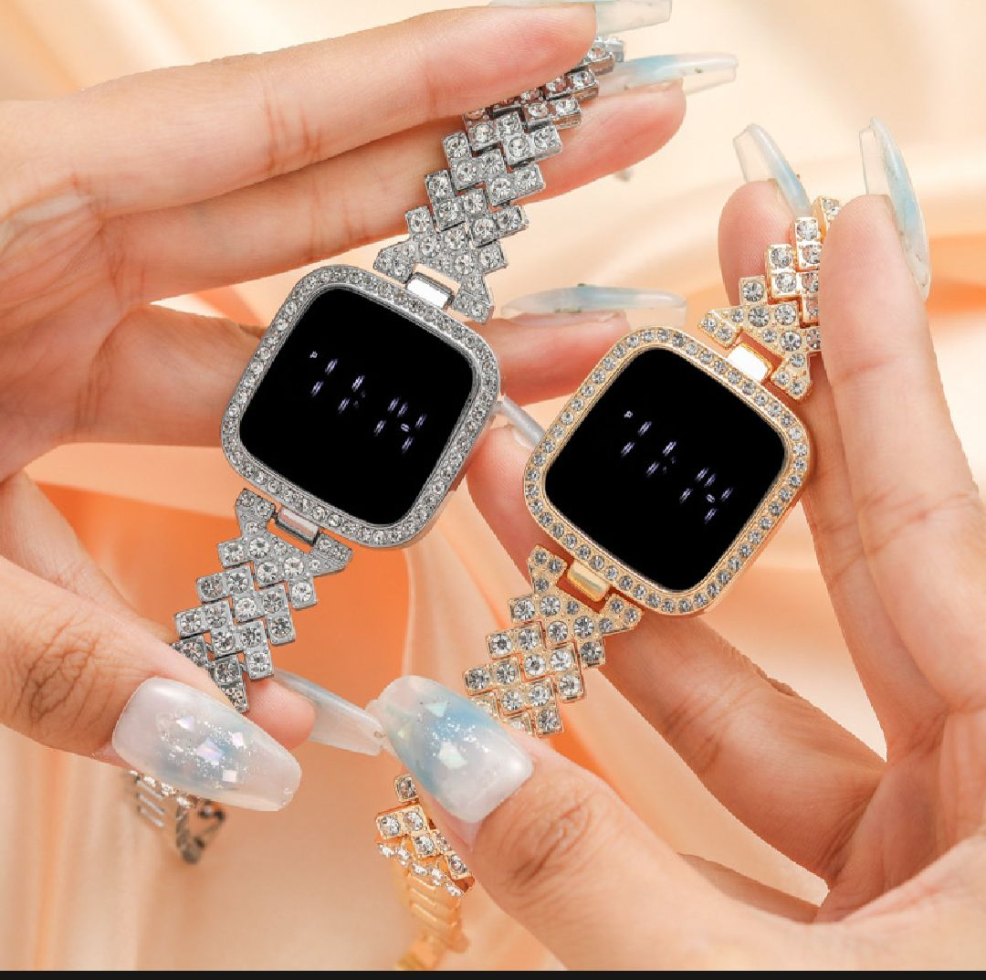 Ladies Luxury Diamond Analog Watch for Women Stainless Steel Band Quartz Wrist Watch Elegant Fashion Female Bracelet Watch Stylish Casual Formal Wear Gift Watch for Girls & Ladies