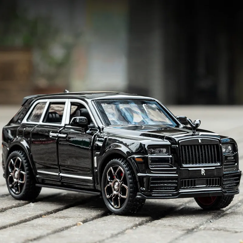 Scale 1:36 Rolls Royce Cullinan Alloy Diecast Model Car
