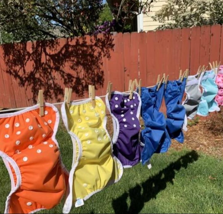 Reusable Cloth Diaper Starter Kit with 4 Washable Inserts for Baby 0-3 Years - Zero Meri Store