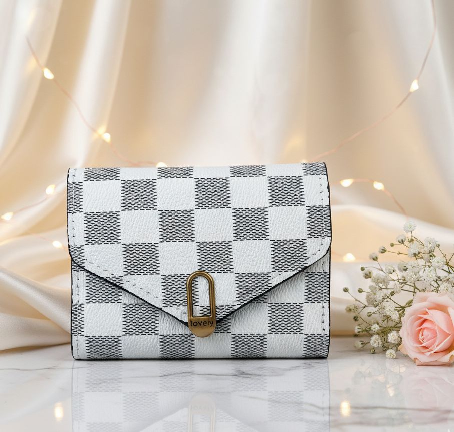 Mini Trifold Wallet for Girls and Women, PU Leather, Zip Closure, Compact Design