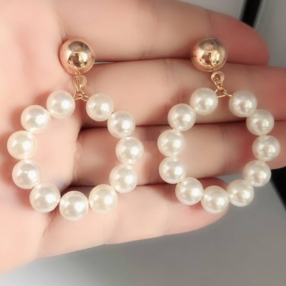 High Quality Classy 0.5 cm Round Pearls Trendy Earring