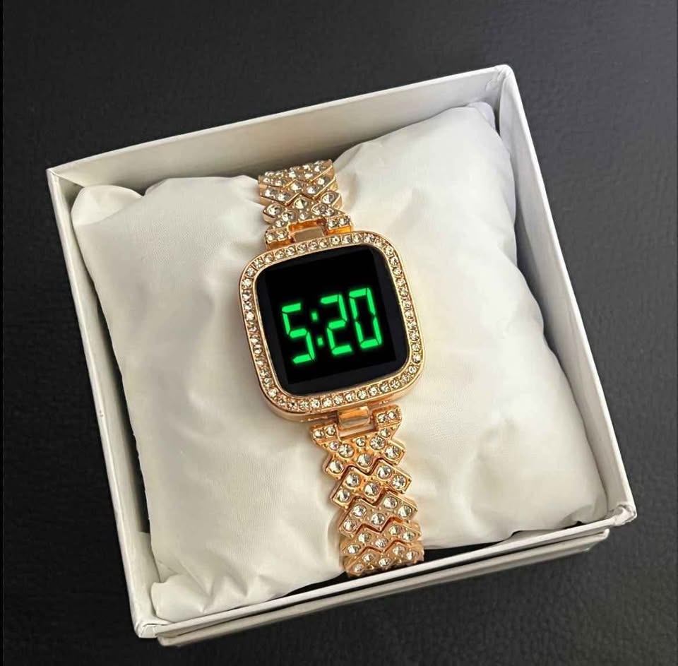 Diamond Touch Screen LED Watch for Ladies –Jewellery For Girls Style in Stainless Steel Chain Digital Wristwatch for Women's – Stylish Fashion Watch For Girls With Bracelet in Silver Stone Round & Square Dial Shape For Gift
