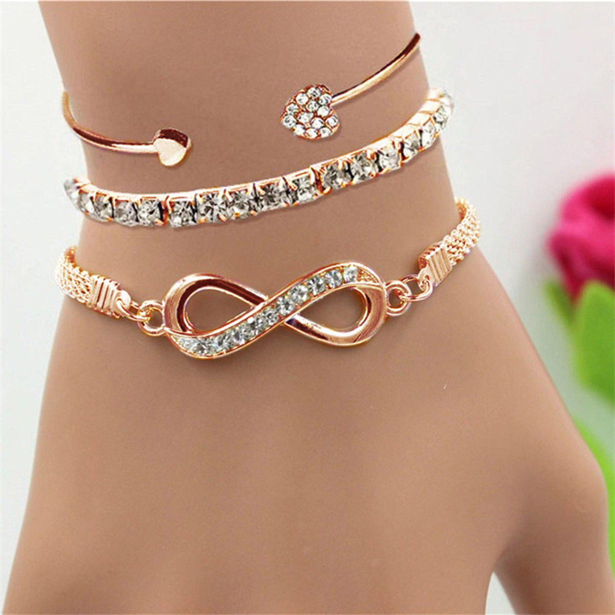Fashion Crystal Tennis Chain Heart Charm Bracelet Set for Women Girls, Multi Layer Adjustable Infinity Bangle, Dainty Sparkling Jewelry Gift for Her