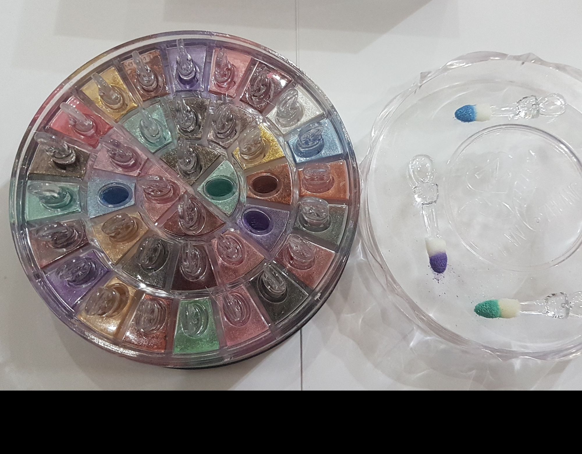 36 COLOR EYE SHADOW KIT