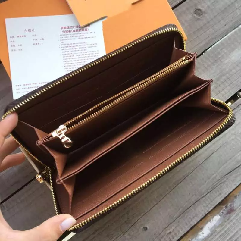New Fashion Women wellet Large Capacity Handdbag Female long section wild Wellet Clutch Bag Women Purse