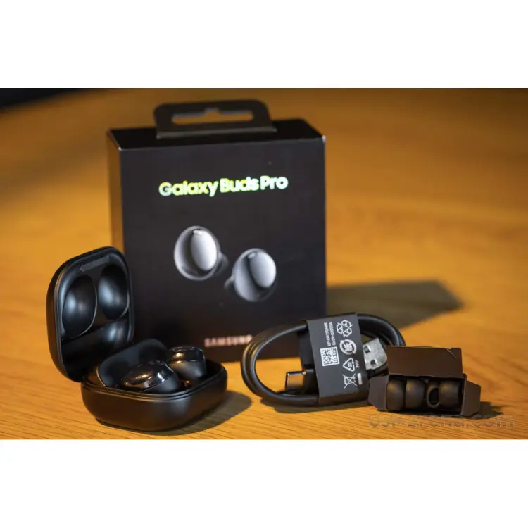 Samsung earbuds online daraz