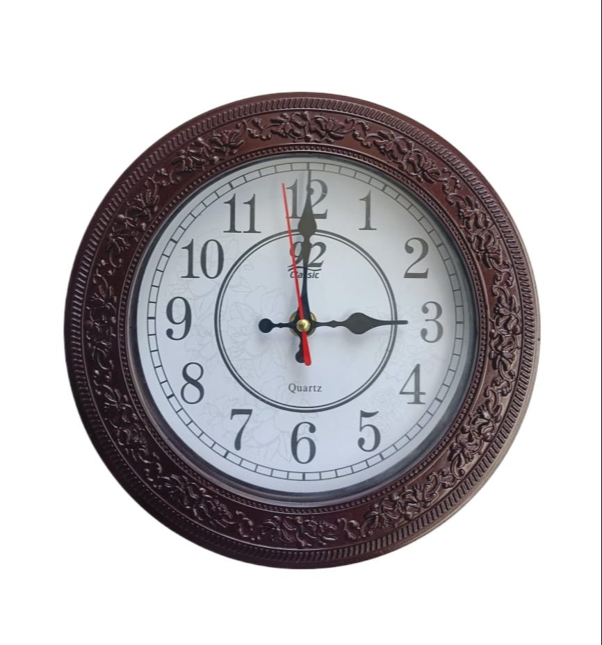 Elegant Vintage-Style Round Wall Clock 9" (A5) with Geometric Pattern