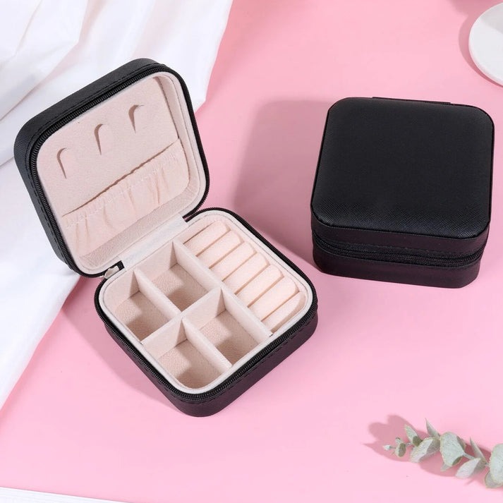 Leather Travel Jewelry Organizer Box for Women – Portable Storage Case for Hair Accessories & Rings – Classic Style – All Season