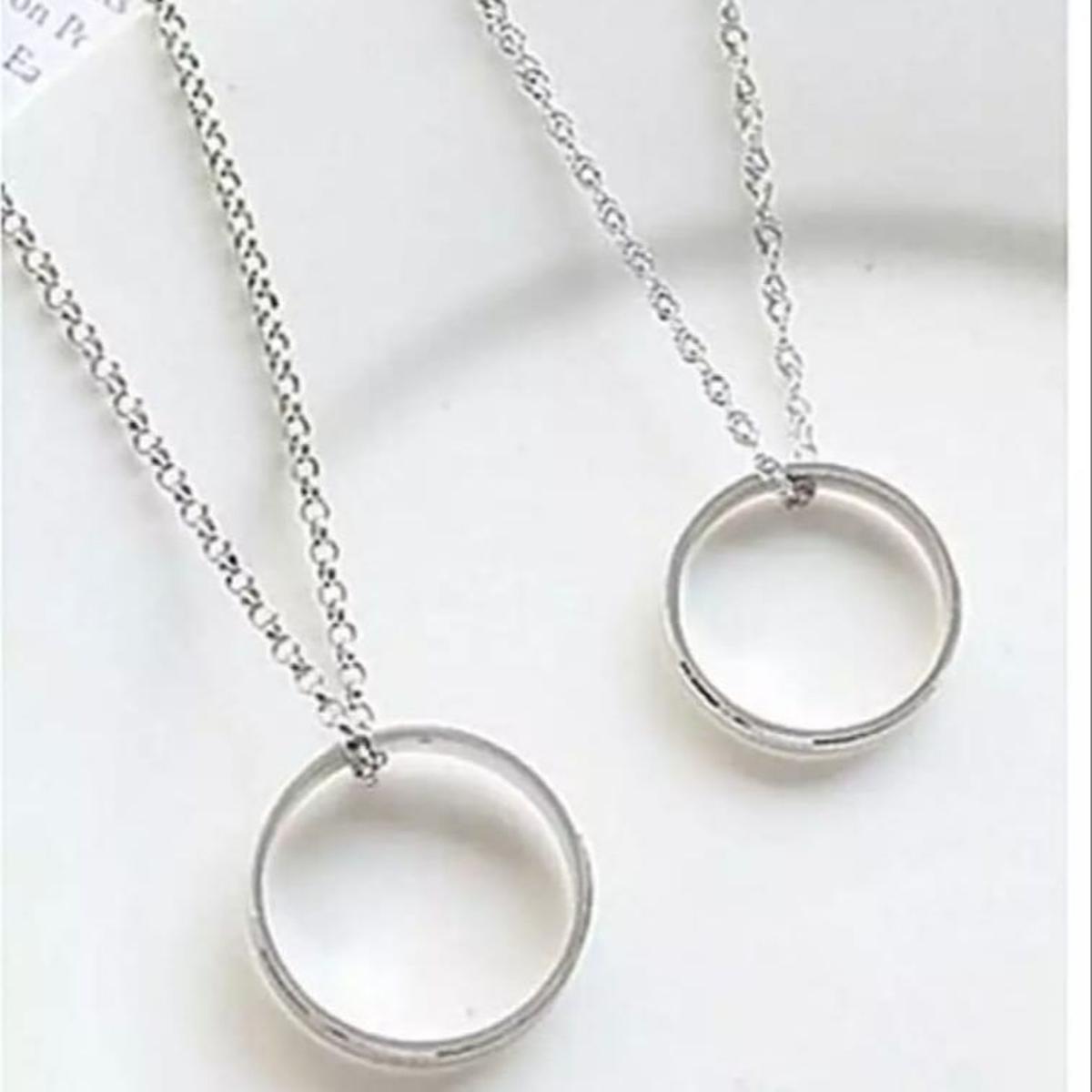 New Stylish Silver Color Chain And Silver Ring Silver Beautiful Nacklace For Men and Girl