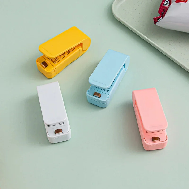 Portable Plastic Bag Sealer Machine | Mini Heat Sealer for Food Storage, Snack and Packaging | Reseal Bags Airtight and Fresh