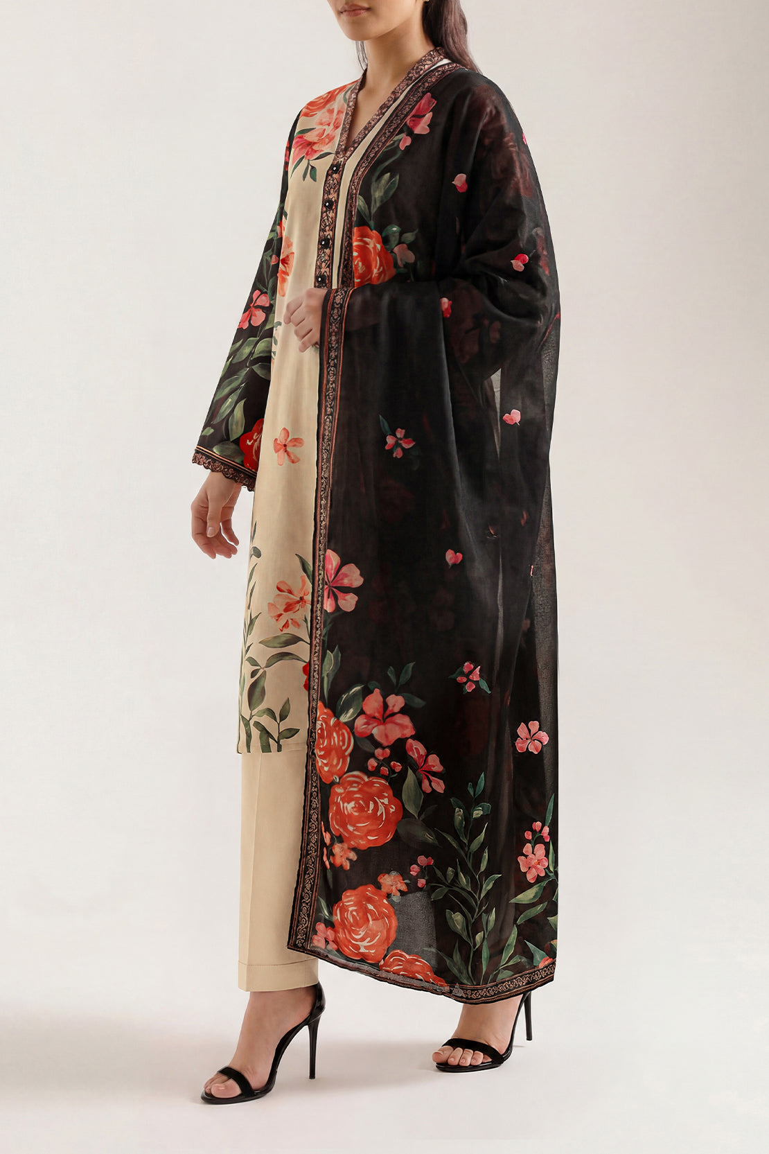 Saya unstitched-printed-lawn-3-piece-wuns-6356 WUNS-6356
