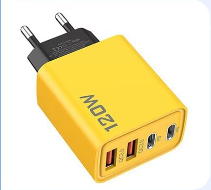 Portable 120W PD Fast Charger – 4 Port USB-C & USB Quick Charge Adapter for Mobile Phones