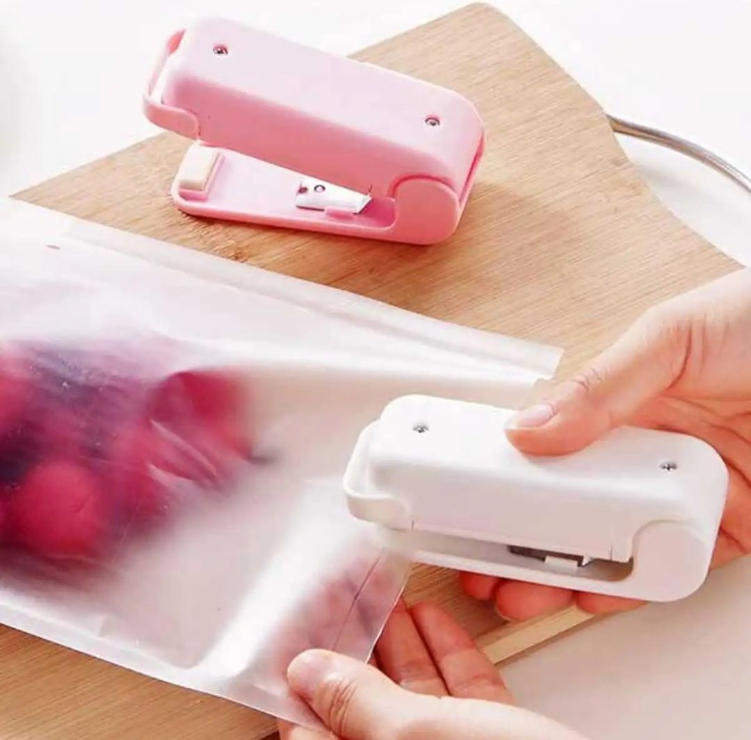 Portable Plastic Bag Sealer Machine | Mini Heat Sealer for Food Storage, Snack and Packaging | Reseal Bags Airtight and Fresh