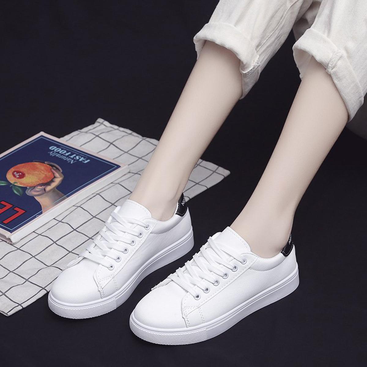 Low Top Sneakers Women's