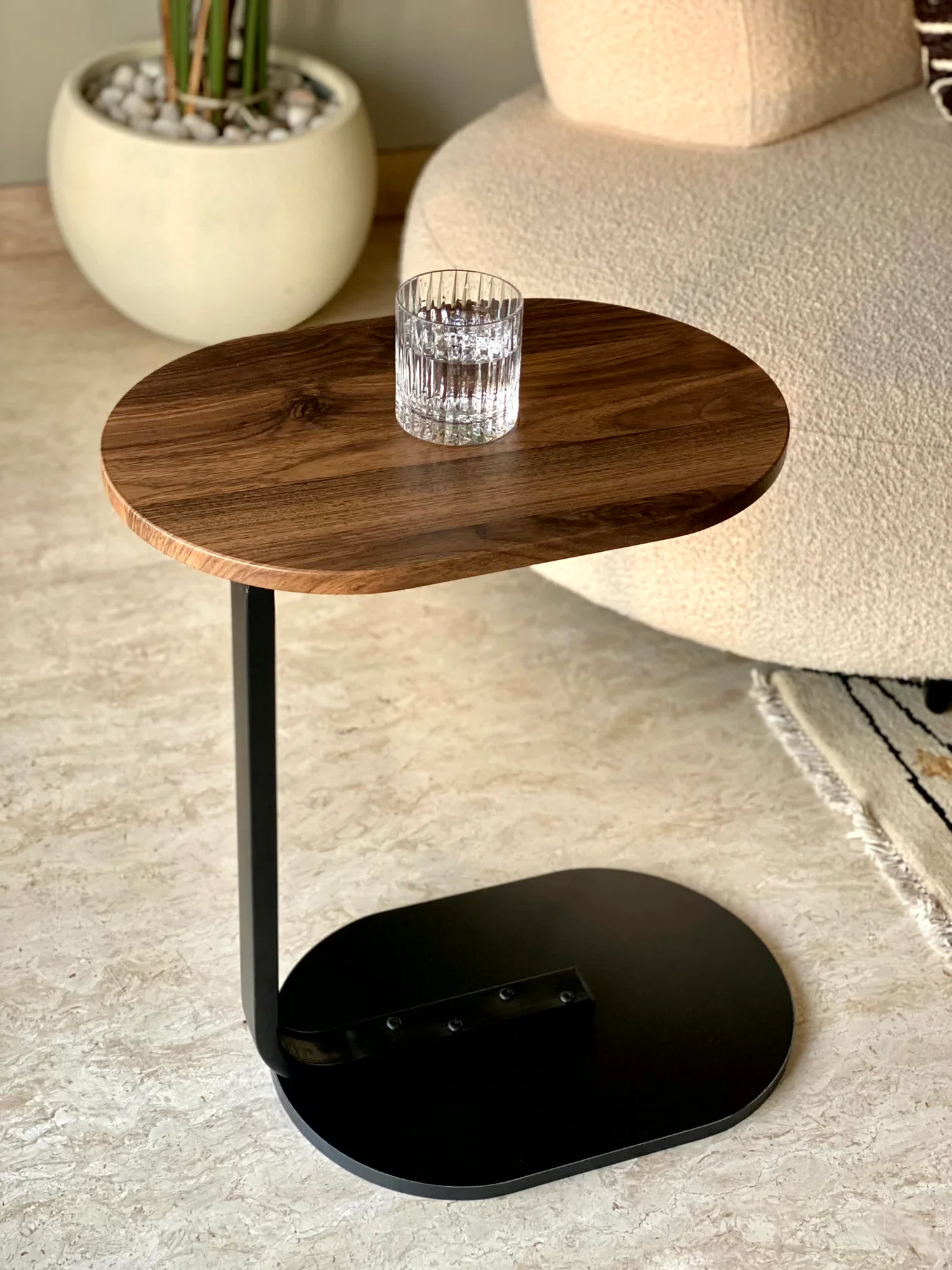 Oval Sofa Side Table,C-Shaped End Table,Slide Under Sofa Table,Couch End Tables for Living Room Bedroom Bathroom,Rustic Snack Coffee Laptop Table,Egg Oval-Shaped,wooden Frames,Easy Assembly,