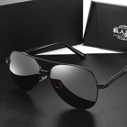 Men's Polarized Aviator Sunglasses – Black Frame & Lens | UV400 Protection | Stylish Driving & Travel Eyewear