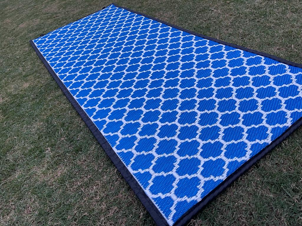 Plastic Mat  Beach Mat (2.5’ x 6’)