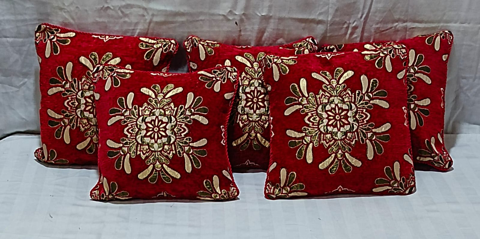 1PC Velvet Jacquard Cushion Cover 15x15 Inches High-Quality Velvet with Zip Closure