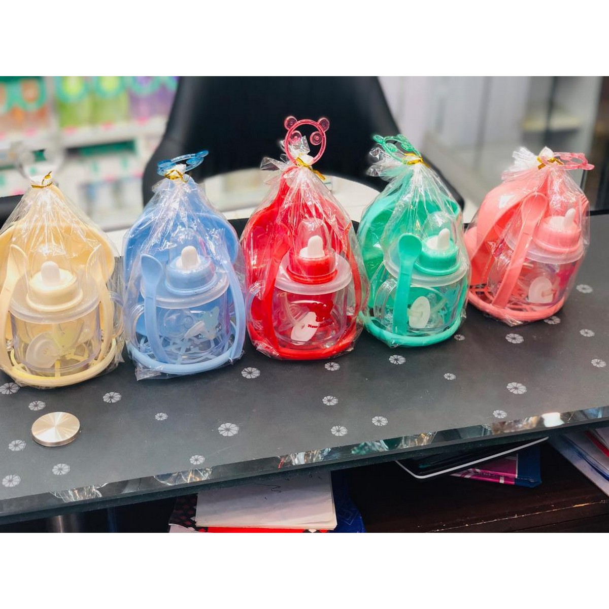 Baby Training Feeding Set 4 in 1 Feeder Beaker Straw Feeder, Bowl, Fog