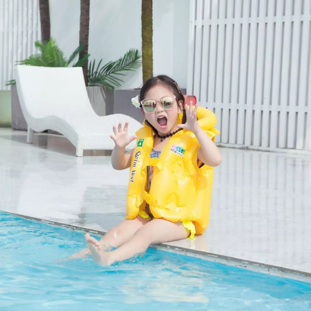 Kids Swim Swim Vest For 10 Year Old Swim Jacket For Kids 6-12yrs