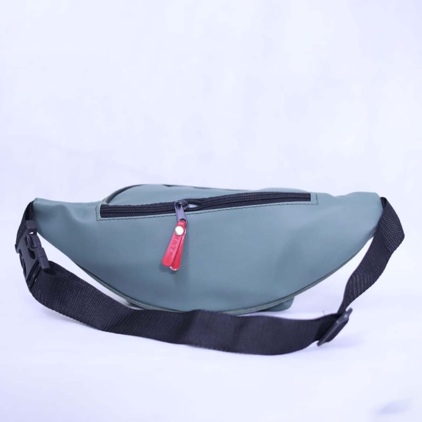 Pu Leather travelling Waist Bag for men Multi-purpose 3 pockets waist pack for haj, umrah & travel