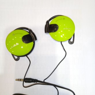 High Quality Smart Bass Over Ear Headphone Ear hook Earphone / New and Packed / Woofer With Mic For Mobiles Laptops