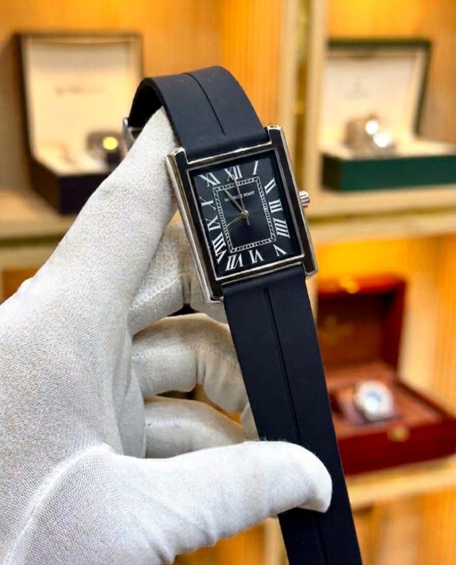 Leather Strap Watch For Men's – Stylish Fashion Quartz Silicone Soft Rubber PU Strap Waterproof Belt - Elegant Business Watches for Boy's in Rectangular Shape Dial Analog Old Money Time Classic Vintage Look For Men With Golden & Silver Case