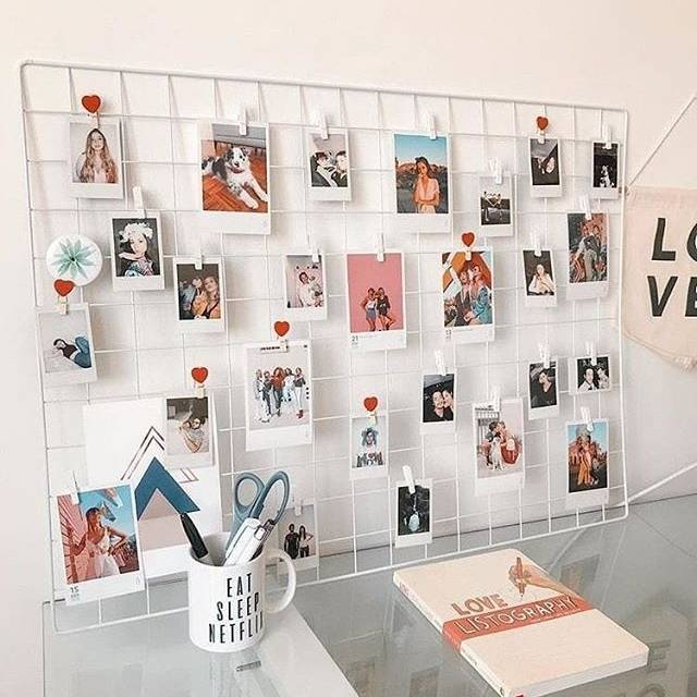 Wire Hanging Wall Grid - Black - Home Decor - Office Storage and Organizer - Polaroid Photogrid - Metal Plant Hanging - Minimalistic Aesthetic - Desk Decorations - Hanging - Bonus Clips