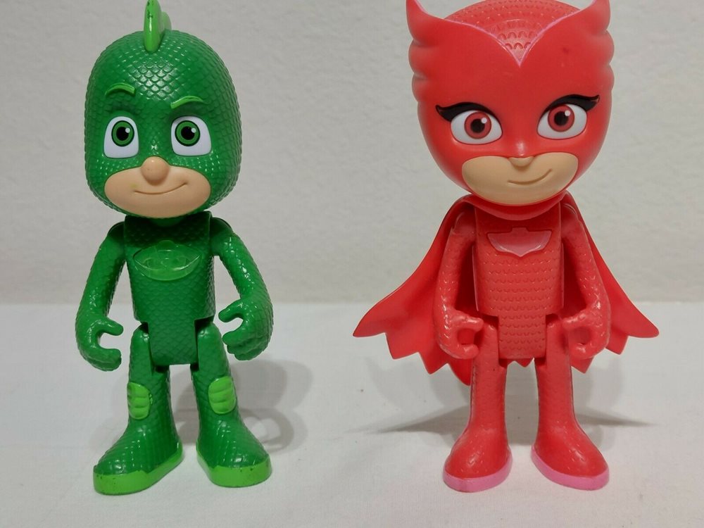 PJ Masks 6 Action Figures and Accessories Set